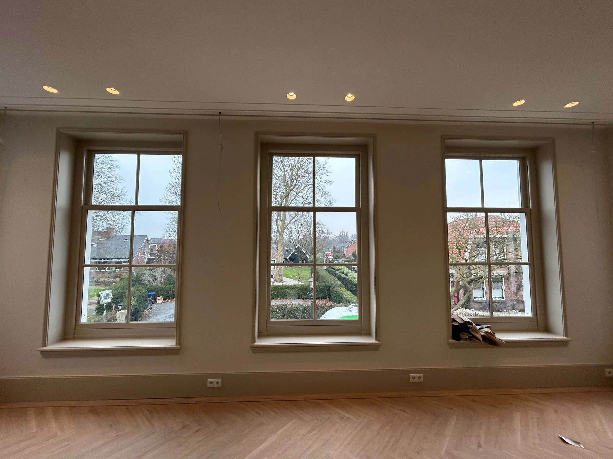Verlichting en installatiewerk in een woning